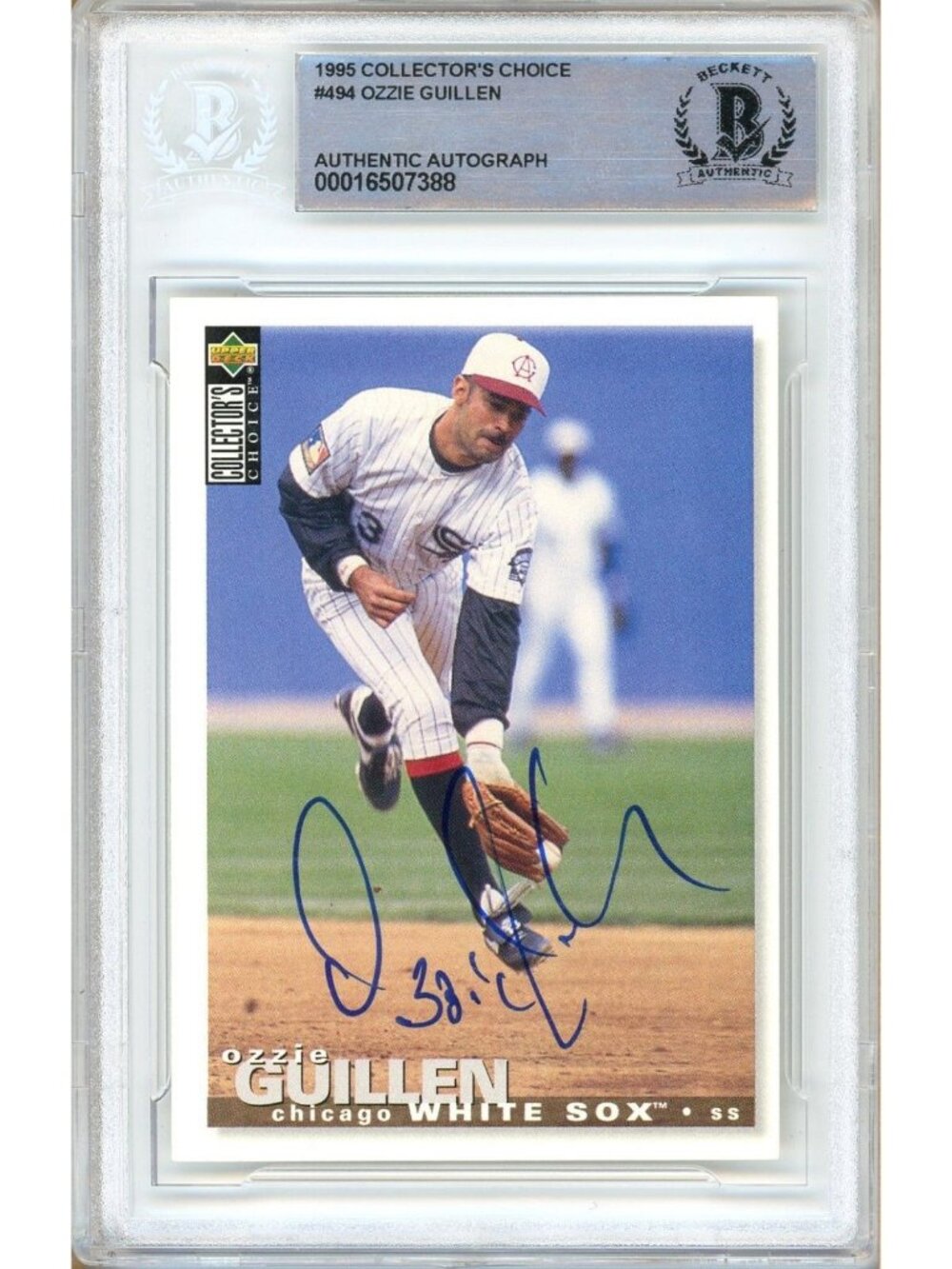 Ozzie Guillen Signed 1995 Collectors Choice #494 White Sox BAS Slabbed Auto MLB